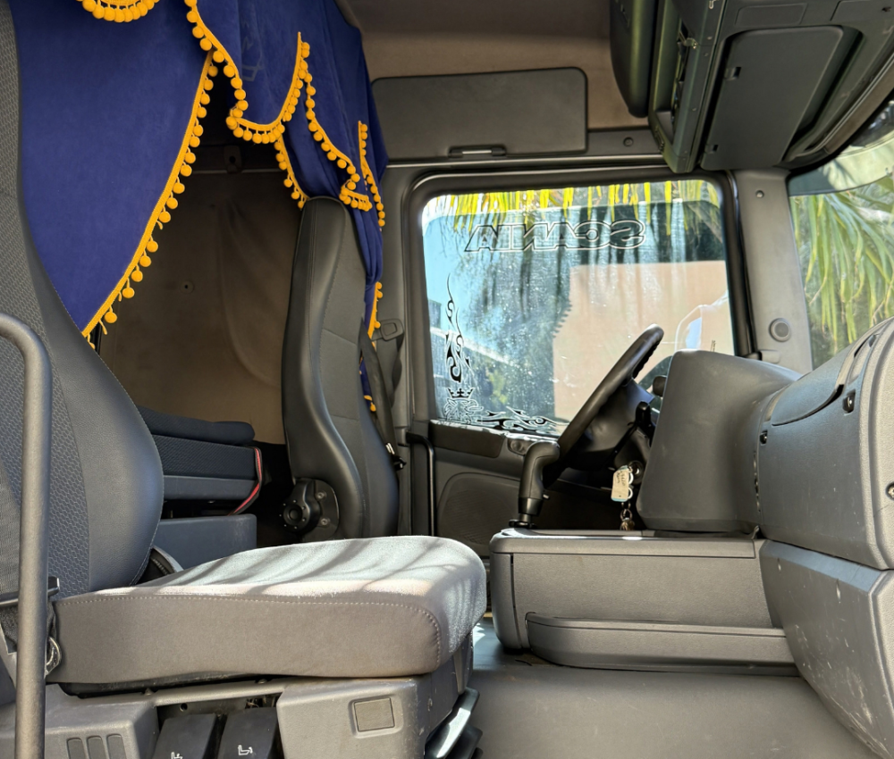 G420-INTERIOR-2-CANVA