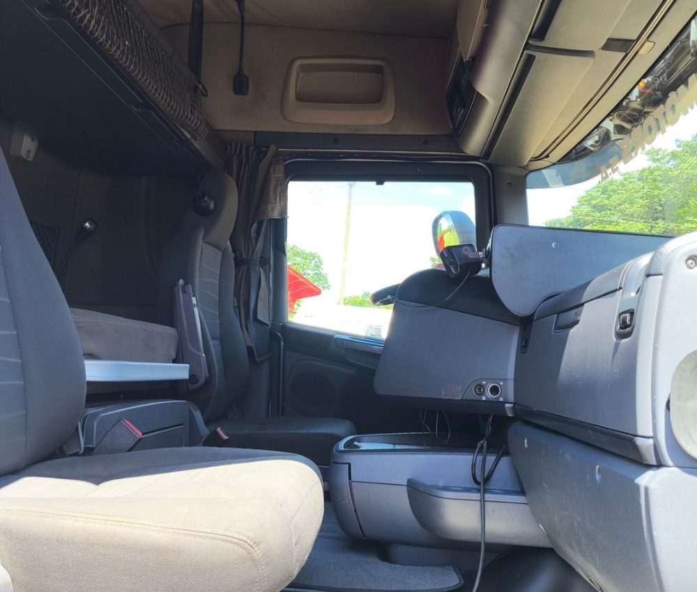 WhatsApp-Image-2026-04-23-at-09.42.041