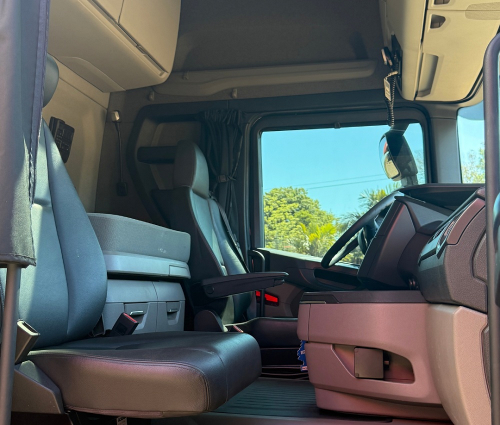interior-r410-canva